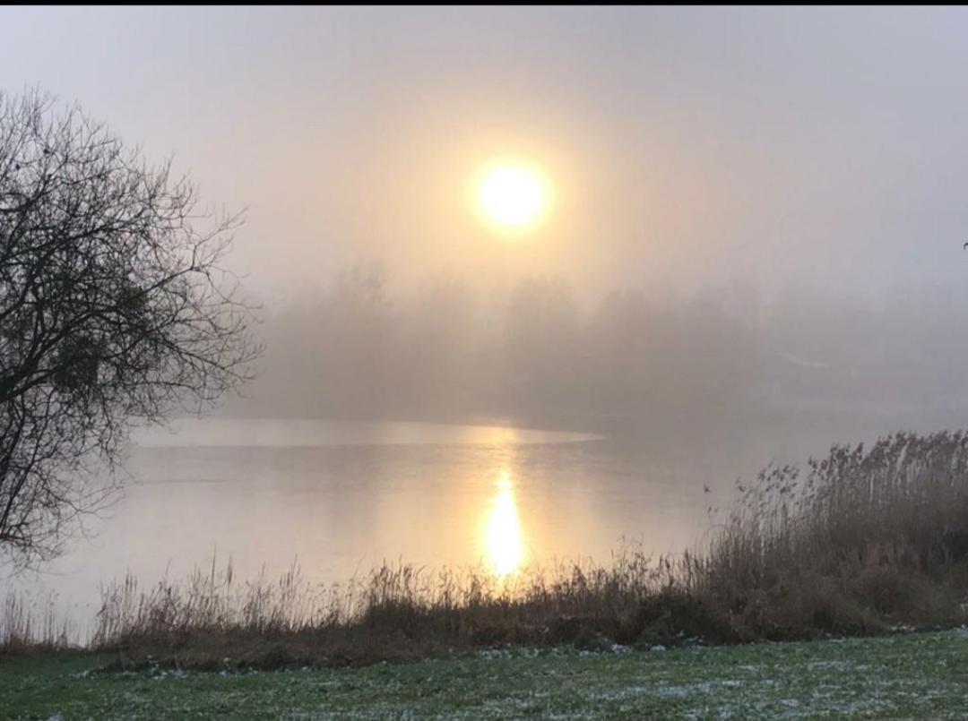 Ferienhaus Am Weserberglandsee Lauenforde Esterno foto