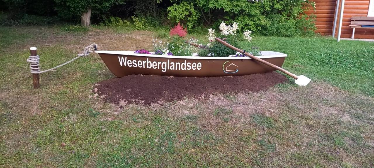 Ferienhaus Am Weserberglandsee Lauenforde Esterno foto