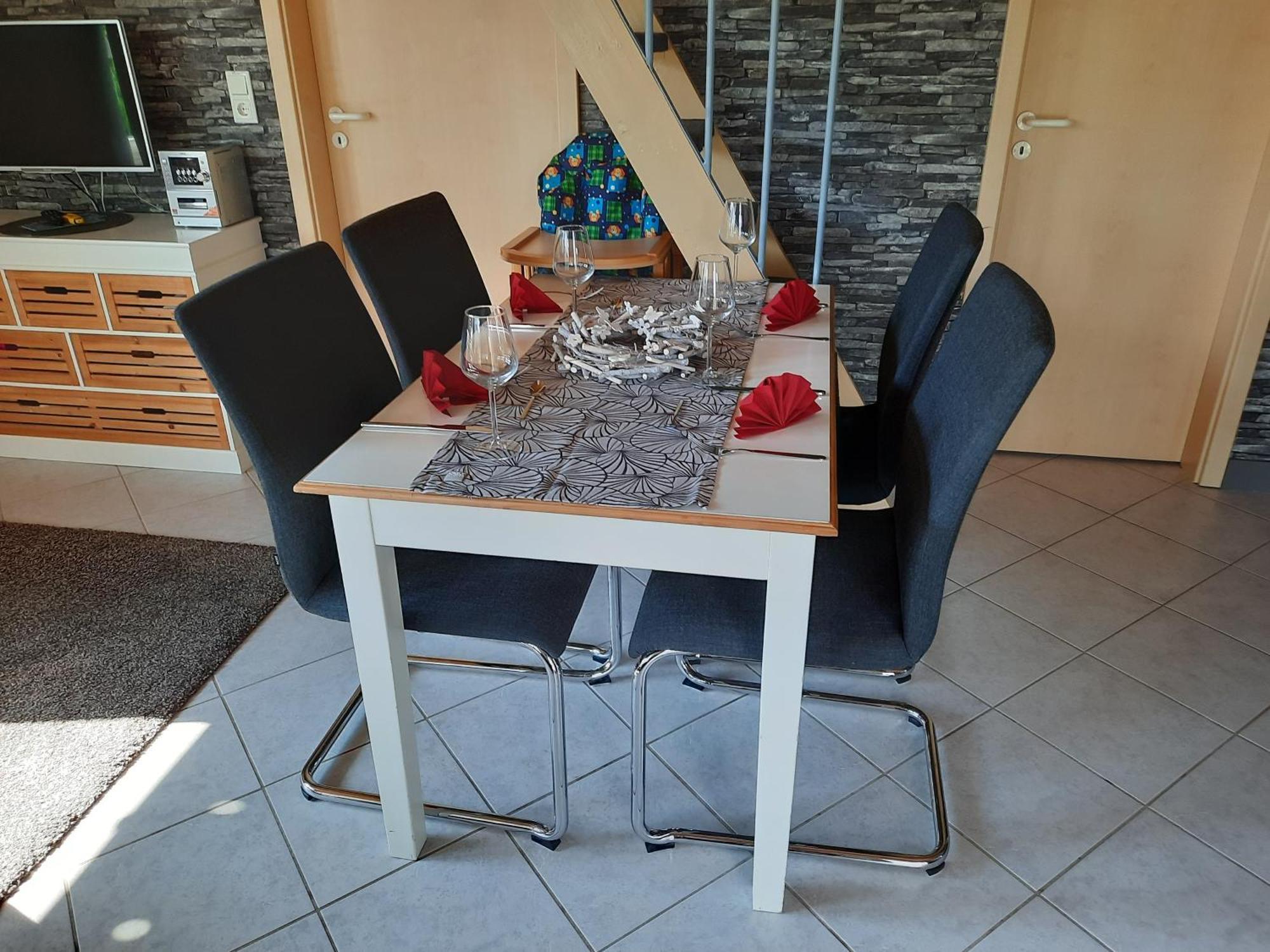 Ferienhaus Am Weserberglandsee Lauenforde Esterno foto